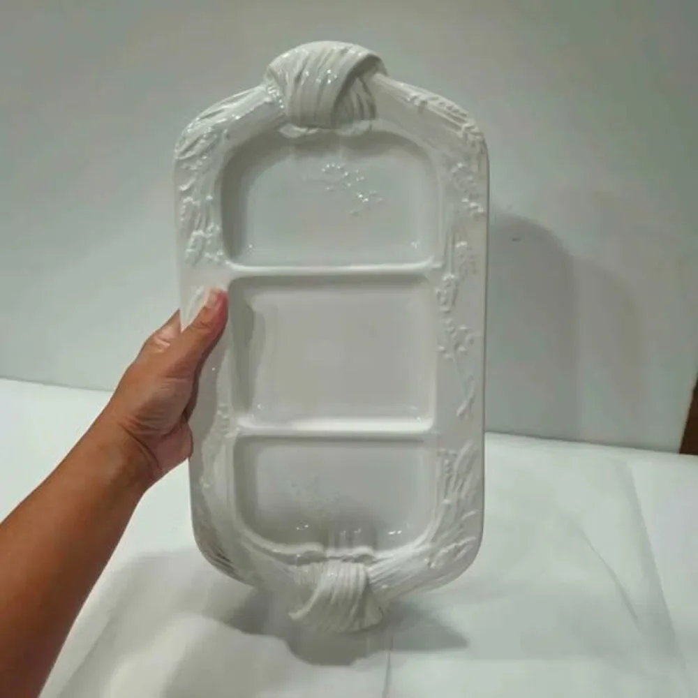 Unbranded versatile white